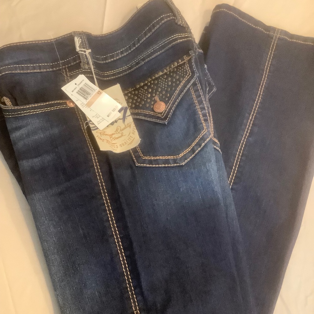 Seven Jeans
